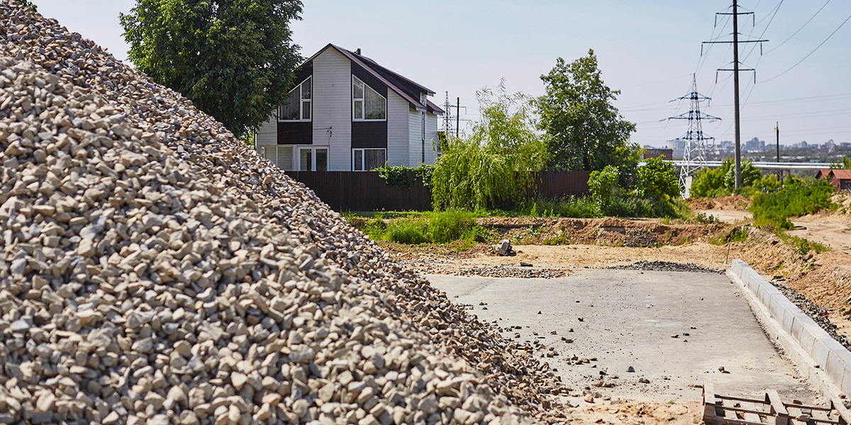 Одинокий дом на большой дороге. Фотоотчет со стройки Рпенского проезда