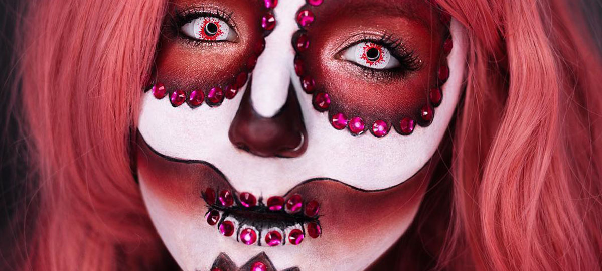 Инопланетянка, кукла и радуга. Смелый боди-арт