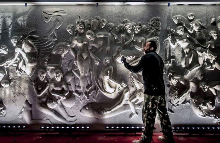 Наш скульптор «оживил» полотна Босха в Бельгии