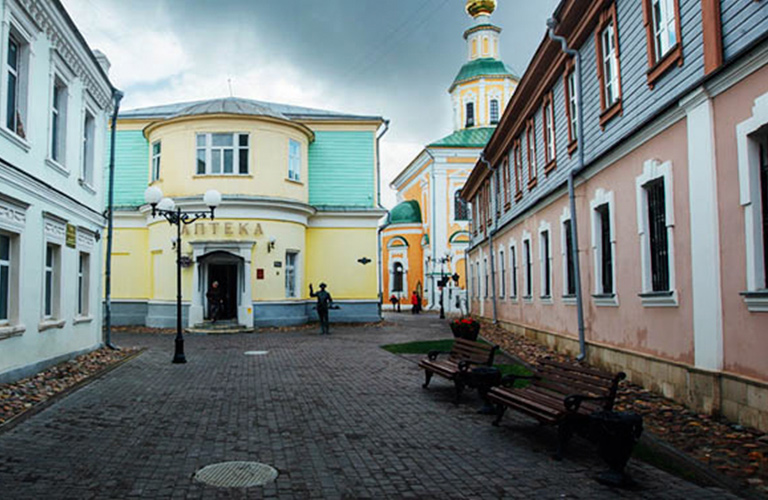 «Старой аптеке» 215 лет: интересные факты из истории здания на Георгиевской