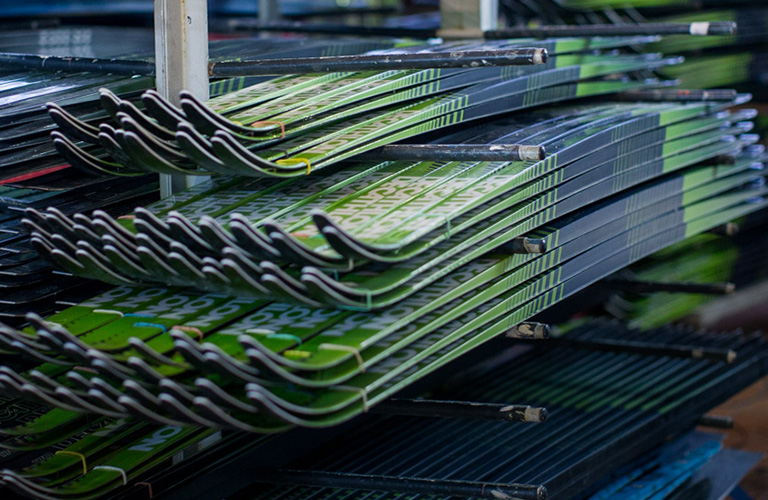 «Буржуи рыдают!» История успеха «Новой лыжной фабрики»