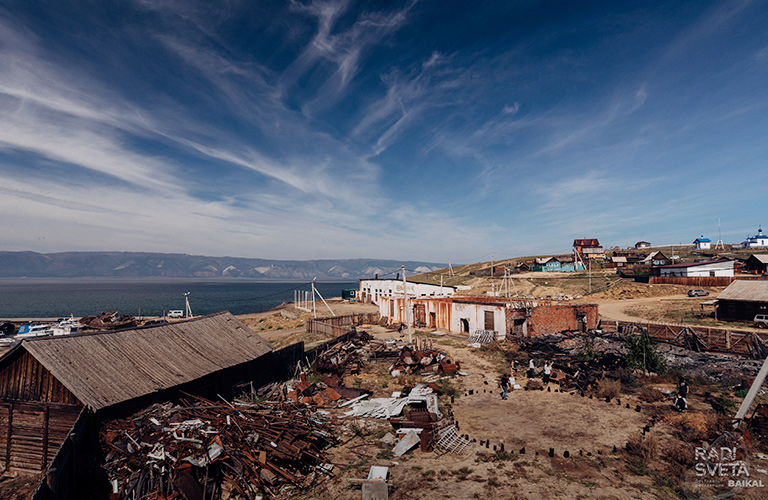 Site-specific и экспериментальный Данте: Александр Аладышев о поездке на Байкал