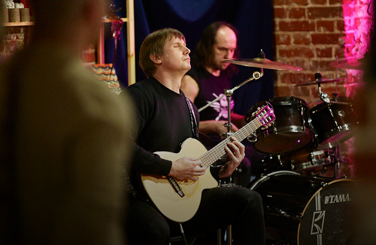 Космический инструментал от самых культурных металлистов города Alien Garden