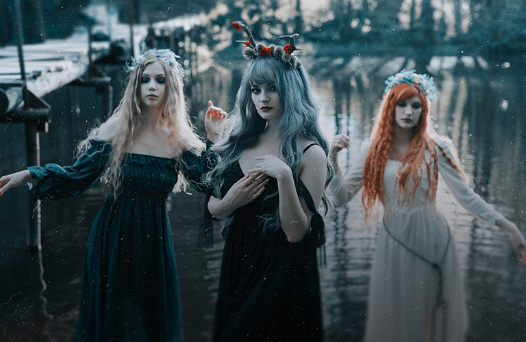 Валькирии, светлые эльфы и темные нимфы владимирских лесов