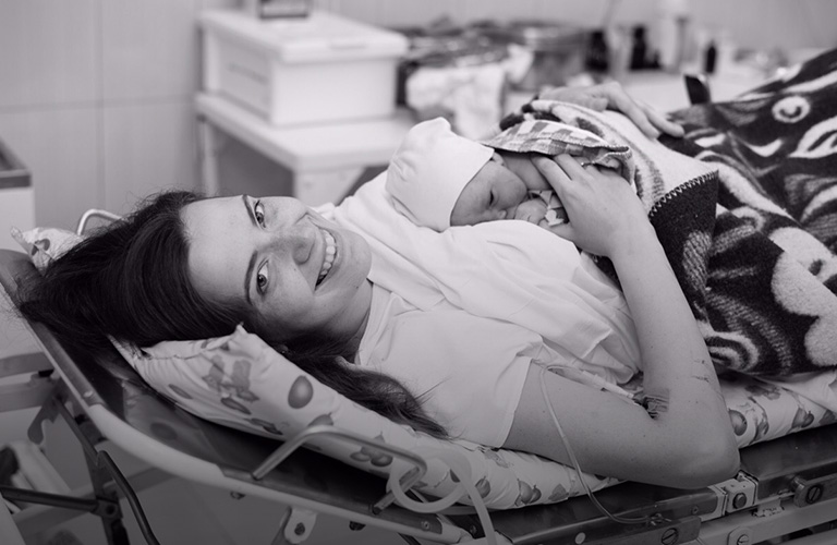 Роды вместе: с кем делят интимный процесс современные мамы