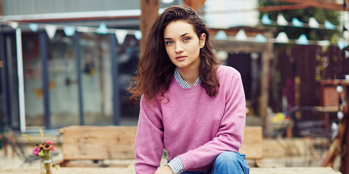 Главный «ингредиент» — деним: 3 образа с барахолки для бариста и модели Яны Понамаревой