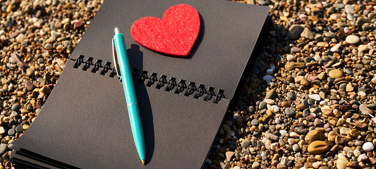 О чем пишут владимирские девушки? Молодые и красивые поэтессы в деле