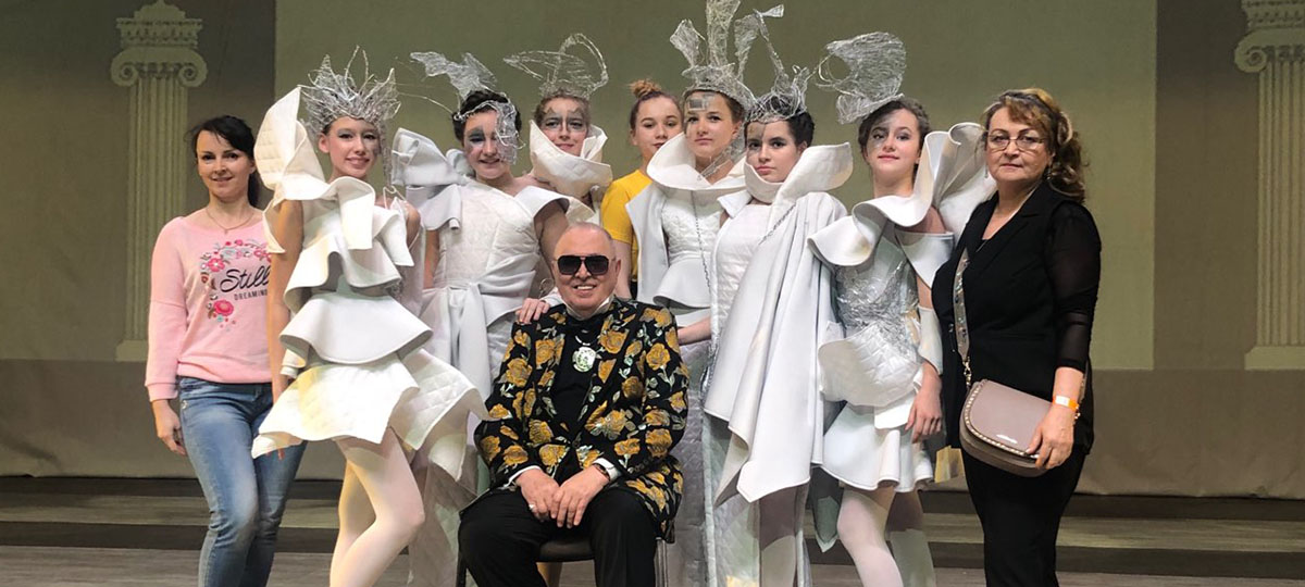 Проволочную коллекцию нашего дизайнера оценили на конкурсе Вячеслава Зайцева