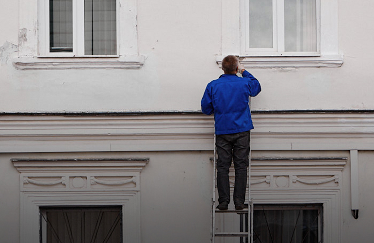 Не опять, а снова! Здания в центре города, где ремонт никак не заканчивается