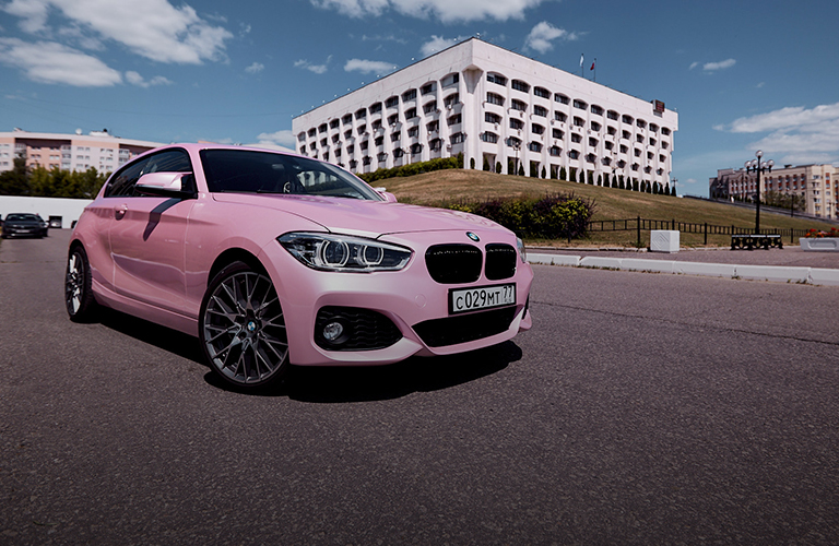 Зефирка на колесах. Знакомимся с самой нежной BMW Владимира