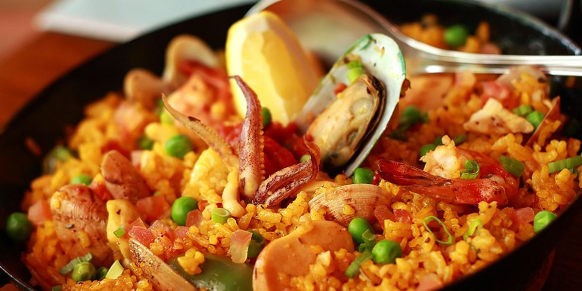 Райское печенье и паэлья со сковороды - праздничное меню от известных владимирцев