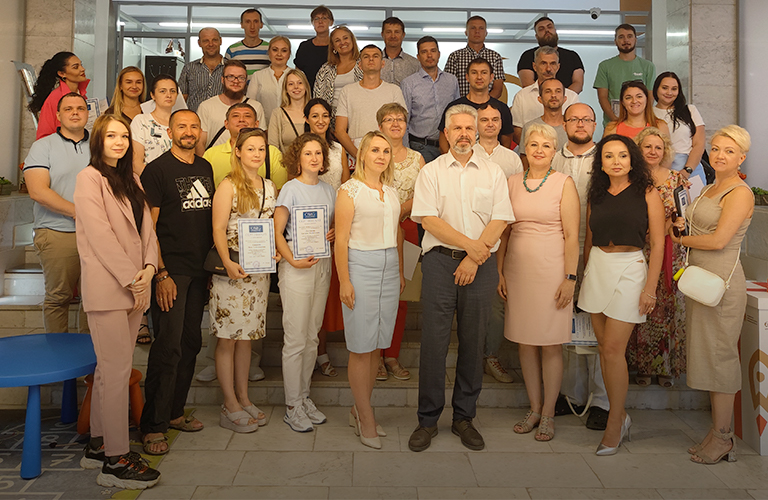 Более 50 социальных предпринимателей области получили документы о прохождении акселерационной программы