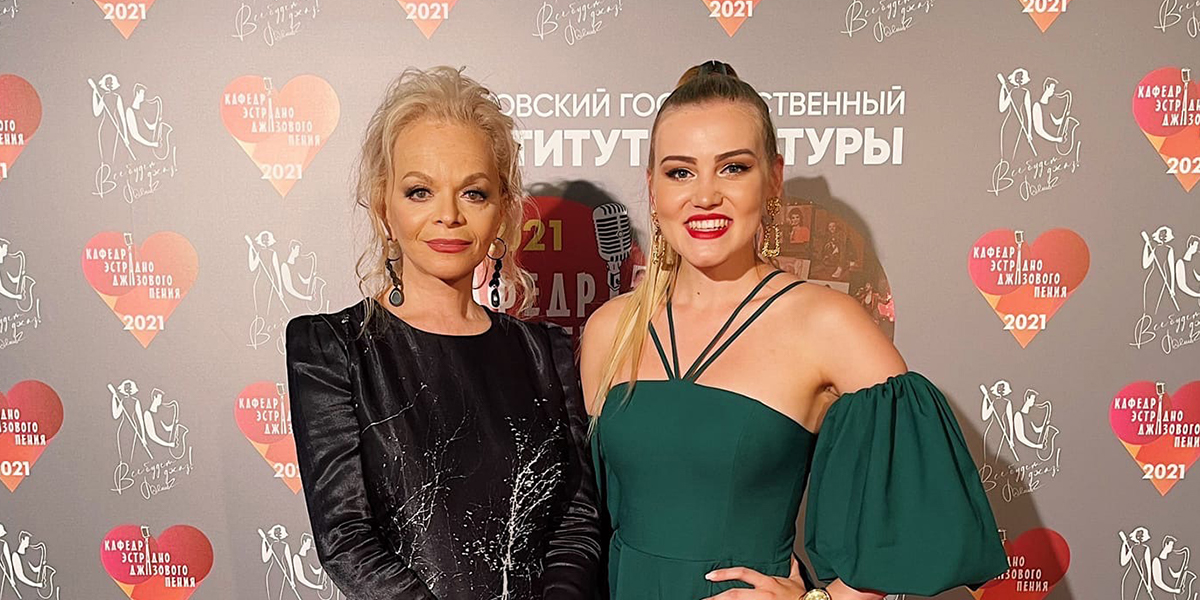 Владимирская отличница Ларисы Долиной про экзамены у звезды: «Спеть на все 100% или умереть»