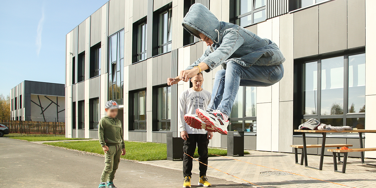 Эксперименты, перформансы и съемки короткометражки в осеннем лагере для владимирских подростков
