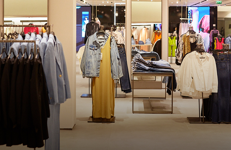 Maag, Vilet, Ecru и Dub. Модный разбор товаров из магазинов новых брендов в городе