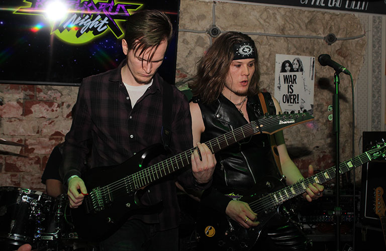 Bosphorus Night Party! Рок-концерт со знаменитыми гостями, стриптизом и конкурсами