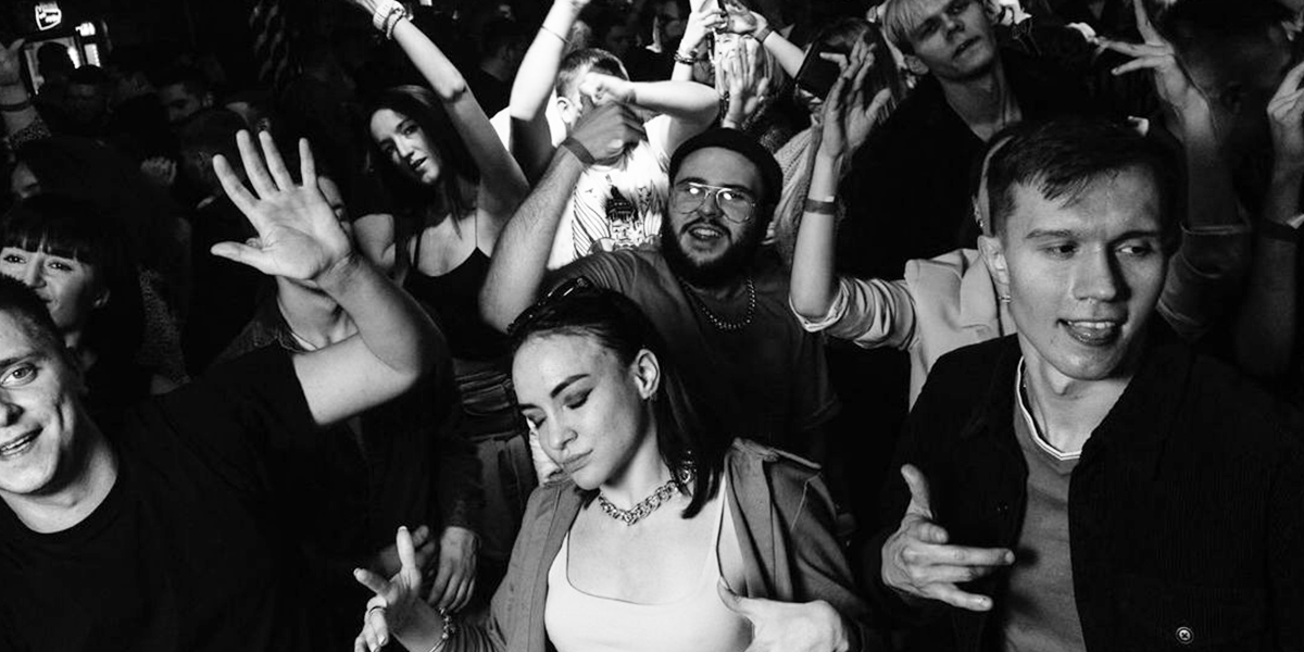 Dvizh, но не в Париж. Кто привозит в город топовых диджеев?