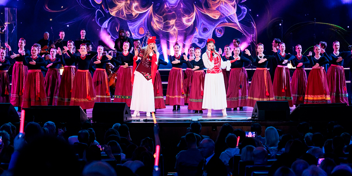 «Русская народная мафия», или Звездный час вокальной сборной из Владимира на гала-концерте шоу «Ну-ка, все вместе!»