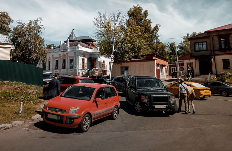 Новые и бесполезные. Запреты на парковку во Владимире