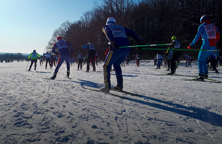 Бегом по стройке? На «Лыжне России-2020» соревновались и говорили об экологии