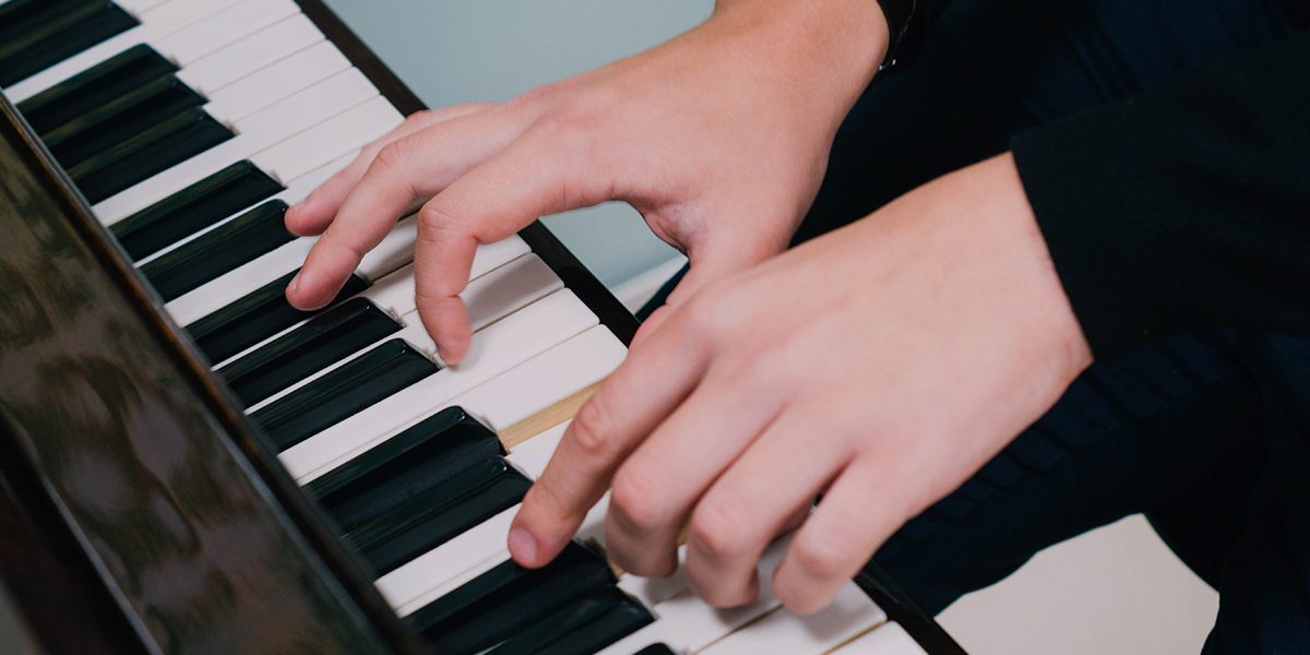 Апрельская неоклассика и лиричный хип-хоп от владимирских музыкантов