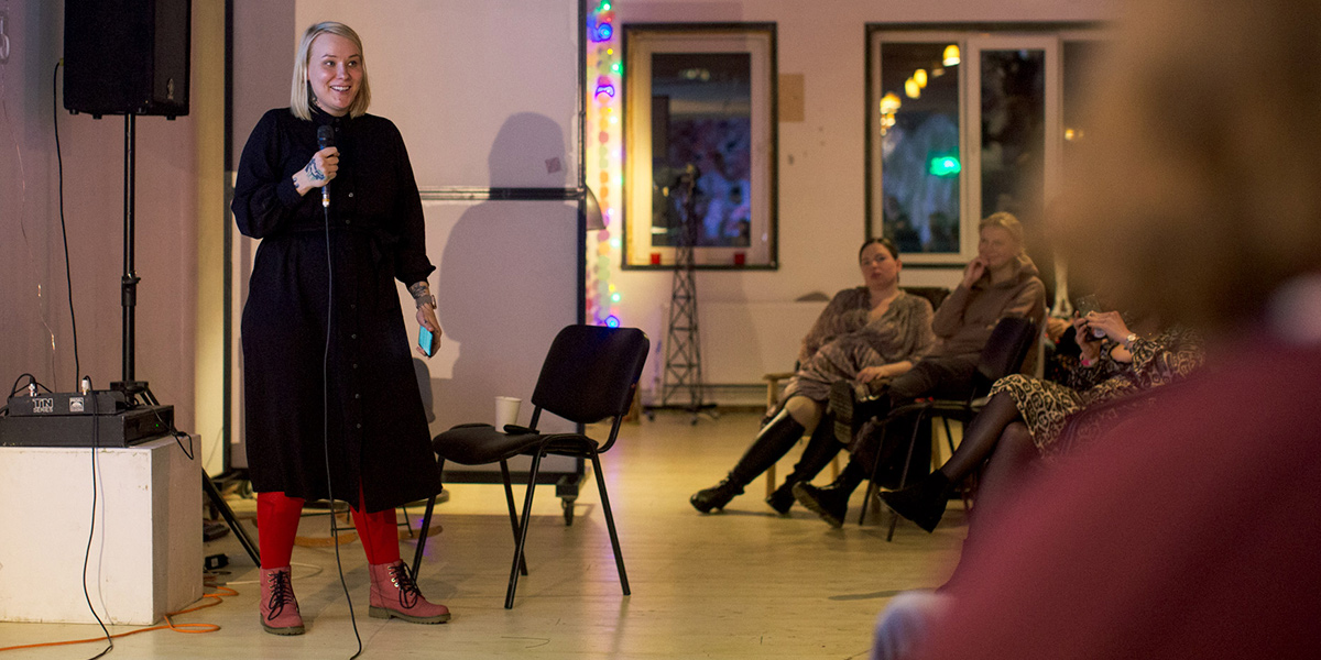 Даша Дафна: к успешной карьере через нищету, блог ЖЖ и рэп