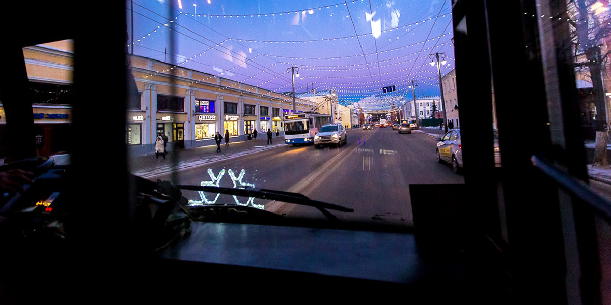 В шапке и со светомузыкой: по Владимиру проедет сказочный «Новогодний автобус»!