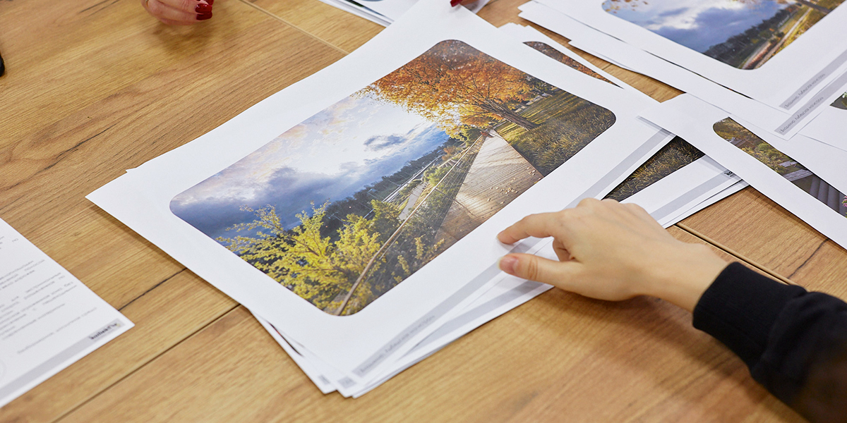 Пешеходные тропы, напоминающие реку, и сад вдоль дороги. Как усмирят Лыбедскую магистраль?