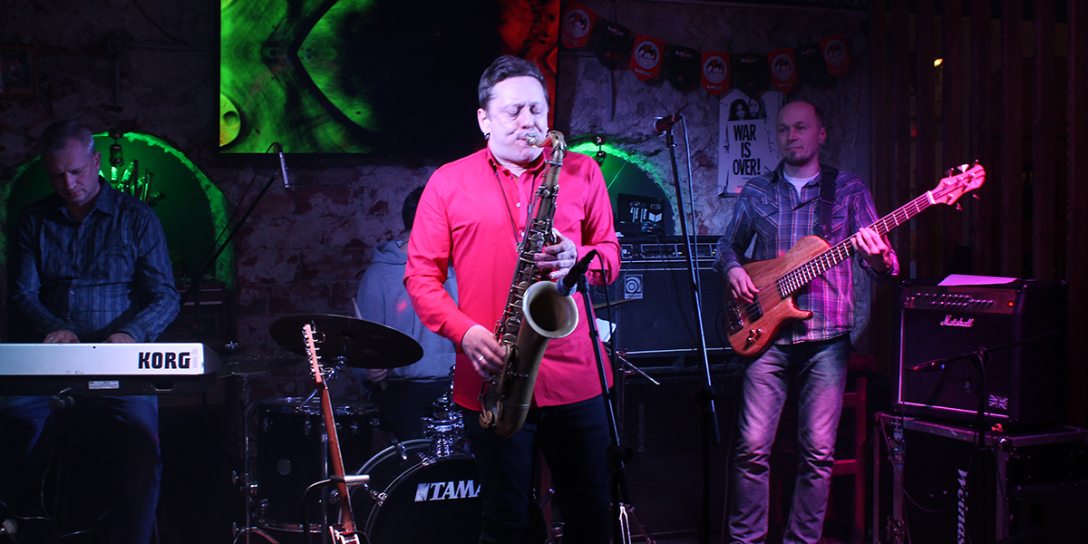 Музыкант группы «Аквариум»: от работы с Гребенщиковым к сольному творчеству