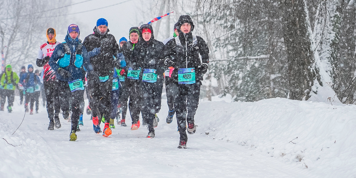 Марафон по сугробам в метель: владимирский трейлраннер оформил чемпионский хет-трик