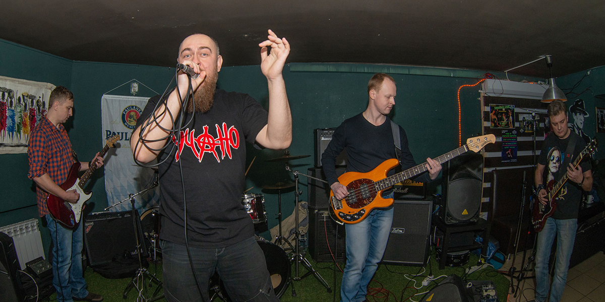 Олдскульные андеграунд-панки «УЧАНО» про подсознательную абстракцию и новые синглы