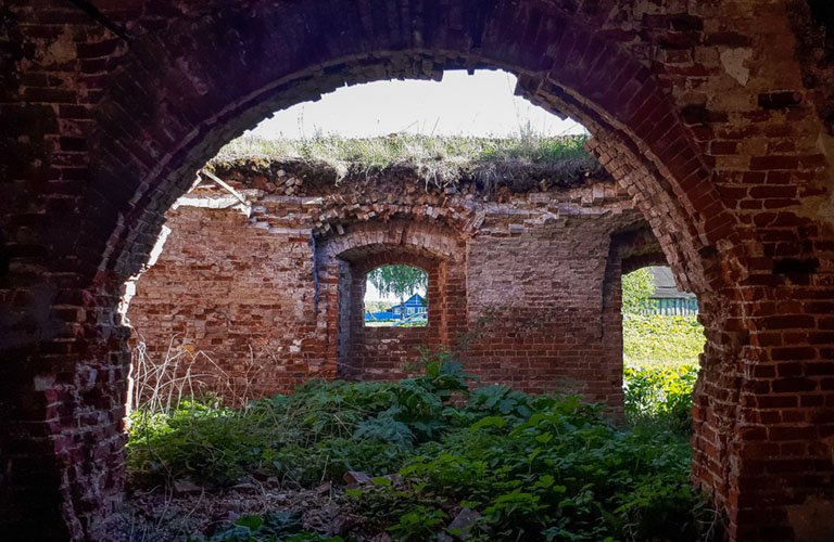 Нетипичный маршрут по Суздальскому району. Экспедиция в заброшенный храм