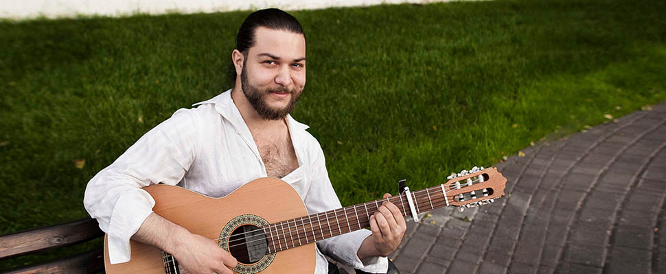 Культовые вещи: 5 предметов музыканта Михаила Мохсена