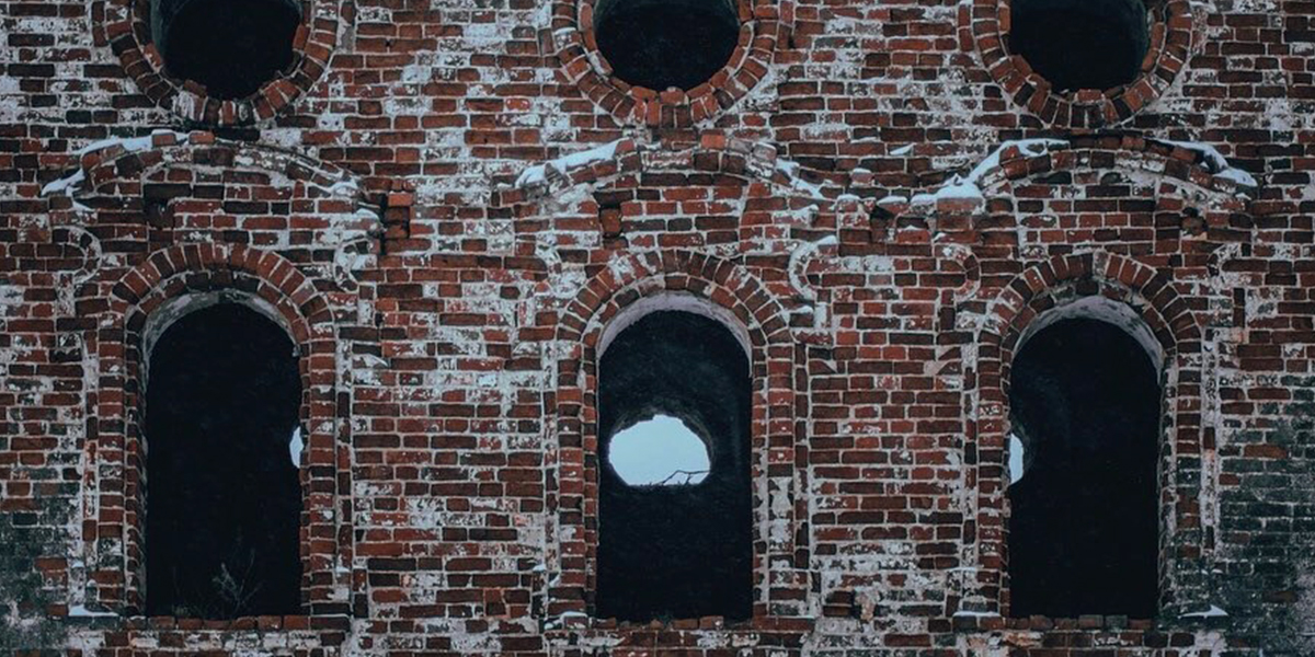 «Постапокалипсис мог бы выглядеть так» — мрачные заброшки 33-го региона