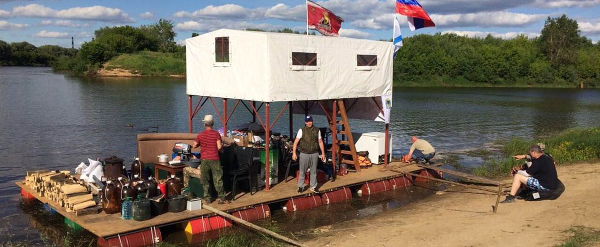 Тур по Клязьме: двухпалубник с шеф-поварами, проектором и моторной шлюпкой ушел из Владимира в Вязники