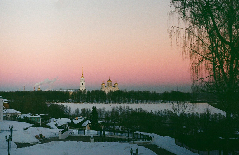 Пленка вместо iPhone: рецепт современного ретро-фото от владимирцев