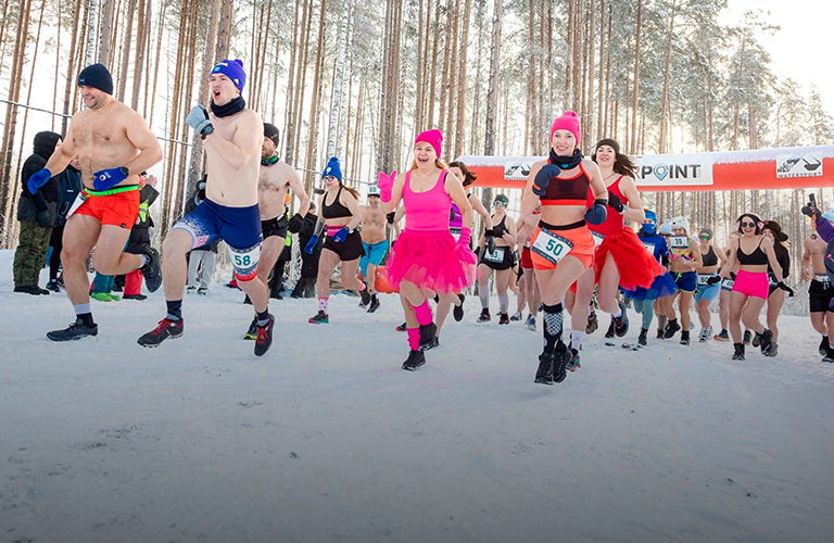 В Питере плыть и бежать по морозу в купальнике! Как владимирская спортсменка закрыла сезон моржевания