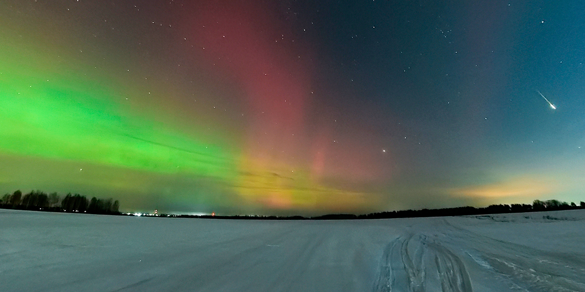 Эффектное визуальное шоу. Полярное сияние в небе над Ковровским районом