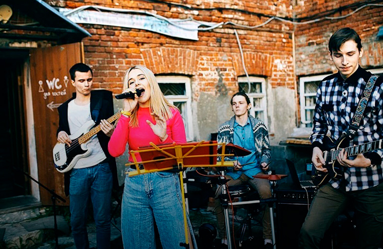 Владимирская вокалистка Соня Круглина про сообщения от NILETTO, Matrangа и каверы