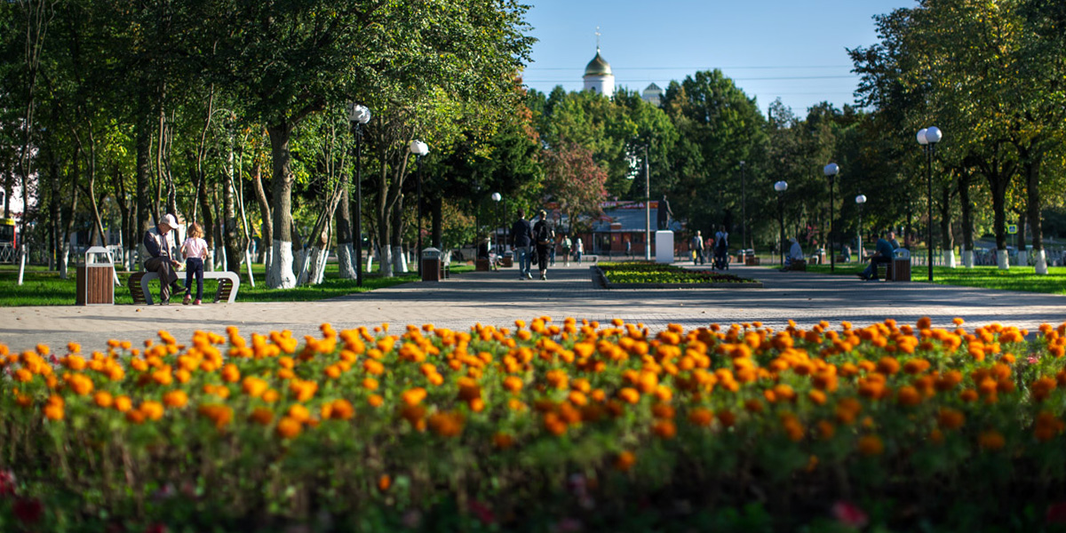 Как по нотам или сфальшивили? Горожане обсуждают сквер на Чайковского