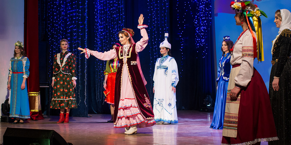 «Краса народов земли Владимирской-2020»: фланкировка, лезгинка, дефиле