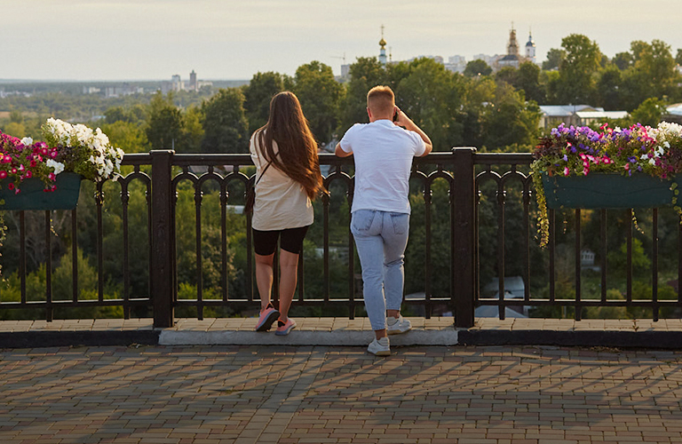 В парке Пушкина отреставрируют памятник и смотровую, а на Сперанского благоустроят сквер