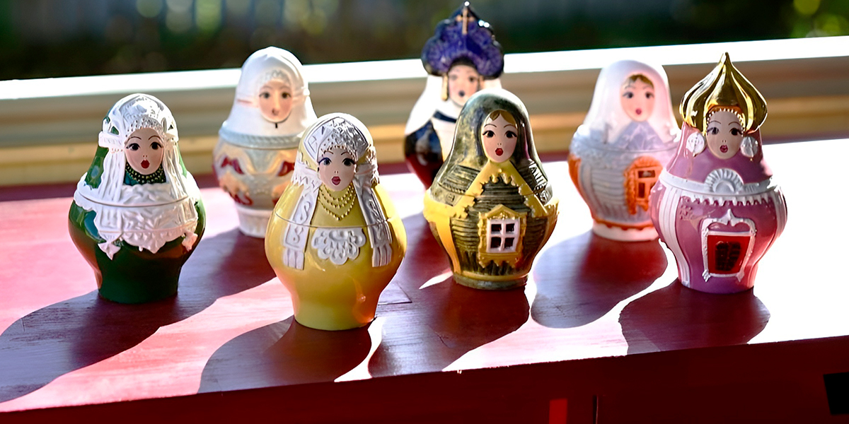 Матрешки Haute couture. Российский бренд создал модные сувениры, вдохновленные Суздалем