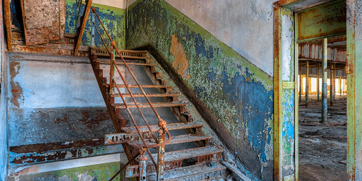 На осколках текстильной империи. Заброшенная фабрика в Карабаново