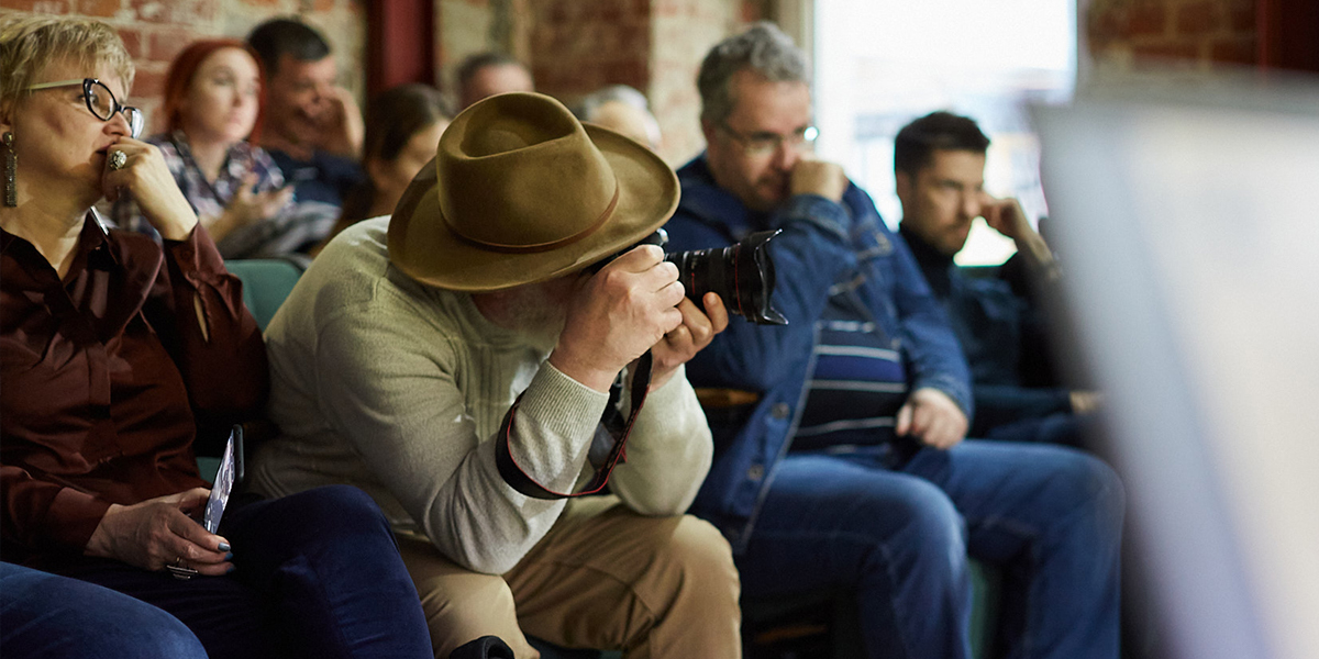 От пейзажей до перформансов: тенденции фотографии обсудили на встрече с Натальей Ударцевой