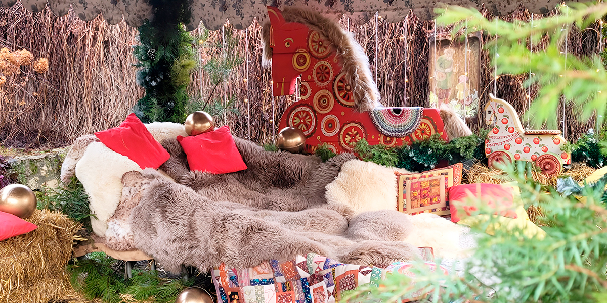 Огненный скакун и конь в яблоках отельера Елены Маньенан и другие  символы наступающего года Лошади