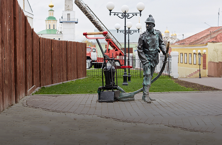 Куда глядит брандмейстер? История пожарной службы в арт-объектах улицы Георгиевской