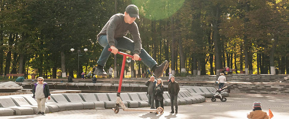 Опасные трюки на самокатах: экстрим-контест прошел во Владимире