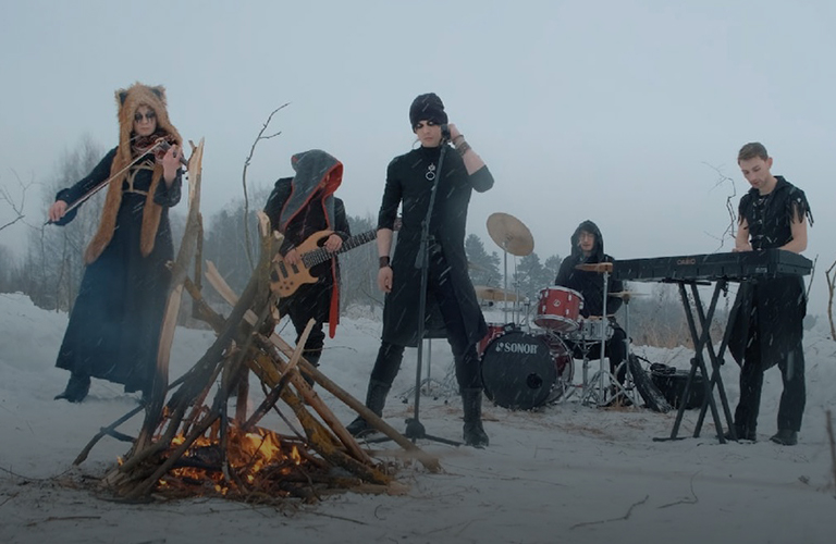 Он, она и… волк в новом клипе владимирских фолк-рокеров «Агидель»