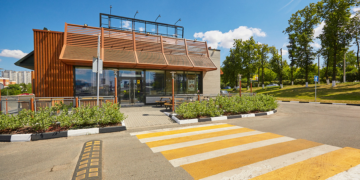 Не открылись — и точка! Владимирцы так и не смогли оценить бургеры в бывшем McDonald’s